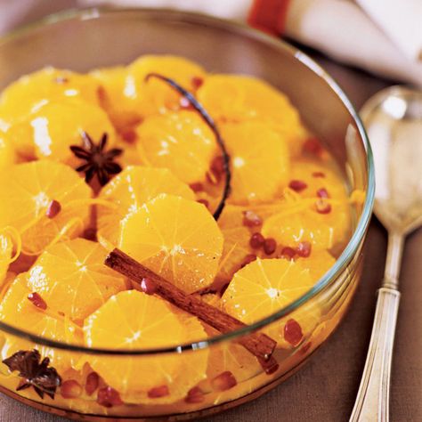 Sparkling oranges Open House Menu Ideas, Christmas Open House Menu, Orange Recipes Dessert, Orange Dessert, Colorful Desserts, Fruit Dessert Recipes, Winter Fruit, Holiday Dessert Recipes, Orange Christmas