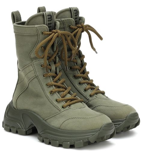 Steve Madden Miu Miu Boots, Miu Miu Moto Boots, Miu Miu Combat Boots, Military Leather Boots For Winter, Winter Military Leather Combat Boots, Miumiu Shoes, Army Shoes, Military Shoes, Boots Png