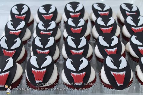 Coolest 3D Venom Cake - All Edible Homemade Cake Villain Cupcakes, Venom Cupcakes, Venom Birthday Cake, Spider Man Coloring Pages, Venom Cake, Venom Party, Venom Birthday, Spiderman Cookies, Man Coloring Pages