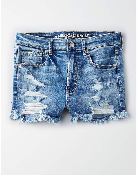 Aeo AE Denim X Super High-Waisted Short Short - these are perfect!!! #summerstyle #afflink (scheduled via http://www.tailwindapp.com?utm_source=pinterest&utm_medium=twpin) American Eagle Jeans Ripped, American Eagle Outfits Winter, Denim Shorts Style, American Eagle Outfits, American Eagle Shirts, Diy Shorts, Bermuda Short, American Eagle Shorts, Distressed Jean Shorts