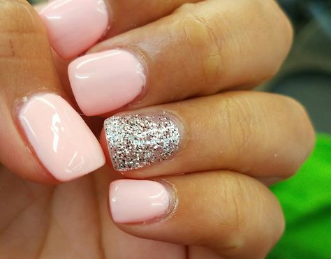 Pink New Years Nails, Nail Shapes Square, Silver Nail Designs, Silver Glitter Nails, Light Pink Nails, New Year's Nails, Trendy Nail Art, Super Nails, Silver Nails