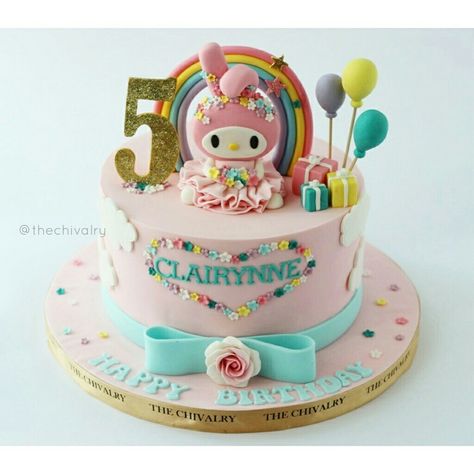 My Melody Cake Melody Cake Design, Mymelody Cake, My Melody Birthday Theme, Sanrio Baking, My Melody Birthday Cake, Sanrio Cake Birthday, My Melody Birthday Party, Pastel My Melody, My Melody Cake