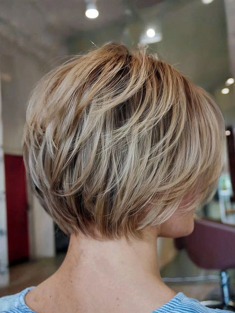 35%20Trendy%20Layered%20Bobs%20for%20Fine%20Hair%20to%20Look%20Fuller Chin Length Layered Bob For Fine Hair, Cute Bobs For Fine Hair With Bangs, Thinned Out Bob For Thick Hair, Womens Short Hair Styles 2022 Fine Hair, Short Bob For Fine Hair, Short Messy Bob Choppy Layers, Layered Bobs For Fine Hair, Chin Length Layered Bob, Layered Bob Hairstyles For Fine Hair