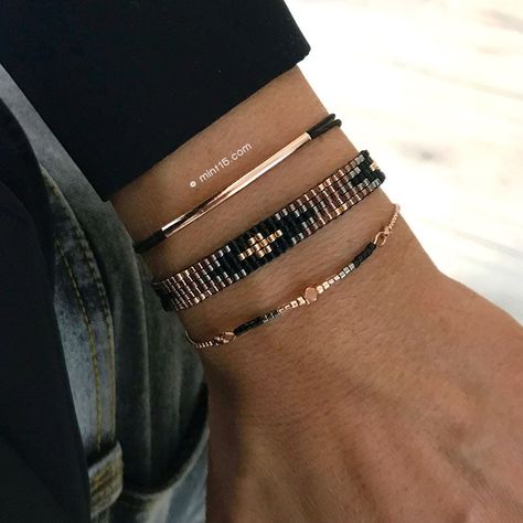 Bracelet Set 'Metallic Black & Brown' – Mint15 Rose Gold Accessories Outfit, Stretch Beaded Bracelets Diy, Boho Jewelry Bracelet, Timeless Bracelet, Stack Bracelets, Bracelets Black, Popular Bracelets, Bracelet Sets, Stacking Bracelets