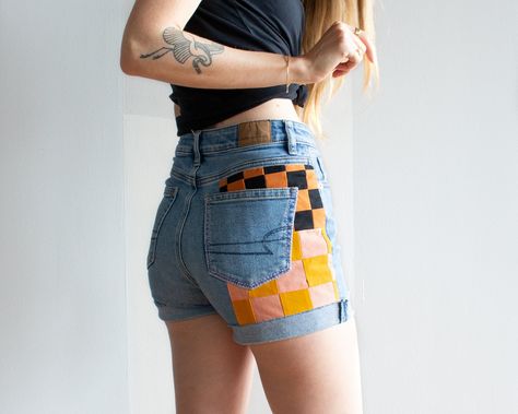 Upcycled Patchwork Denim Shorts Tutorial — Emily Van Hoff Jeans Tutorial, Patchwork Denim Jacket, Sewing Shorts, Shorts Diy, Patchwork Clothes, Shorts Tutorial, Diy Shorts, Upcycle Sewing, Patchwork Shorts