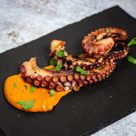 Sous Vide Octopus, Sous Vide Seafood, Sous Vide Octopus Recipes, Octopus And Potatoes Recipe, Fancy Seafood Dishes, Pulpo Recipe, Octopus Dishes, Grilled Octopus Recipe, Octopus Dish