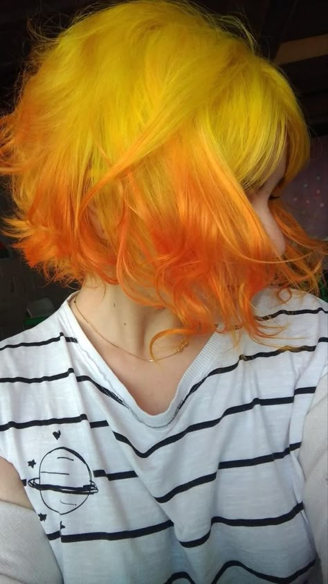 Yellow Dyed Hair Short, Yellow To Orange Hair, Fire Hair Short, Yellow Hair Dye Ideas, Yellow Orange Hair Color, Split Hair Aesthetic, Bright Hair Dye Ideas, Fire Hair Color Short, Bright Dyed Hair