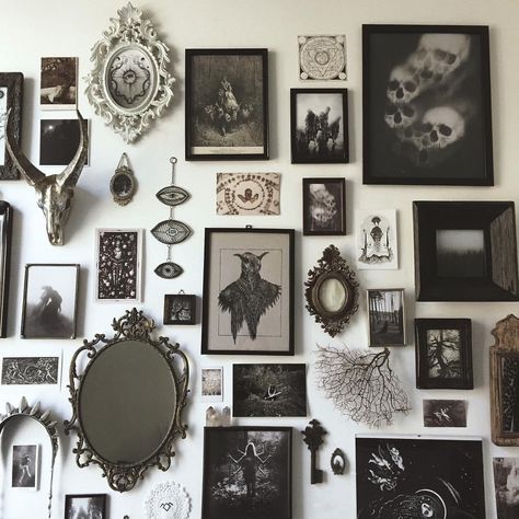 Goth room decor
Victorian home wall decor Nona Limmen, Rabbit Aesthetic, Gothic Room, Gothic Bedroom, Wiccan Decor, Dark Home Decor, Goth Home, Goth Home Decor, Dark Home