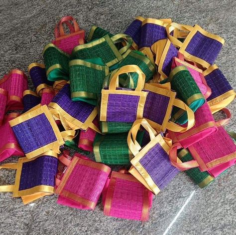 ✨ *Korai bags* ✨6*6*4 inch ✨Bulk stock ready ✨Immediate despatch ✨Velcro closure ✨Moq 25 bags ✨To any number the same rate ✨Mixed colours only DM us for more information 🙂 #korabags #bagsreturngifts #housewarminggifthampers #housewarmingreturngifts #korabags #returngiftswholesaleshop #returngiftstelangana #returngiftschennai #retutngiftsusa #returngiftsaustralia #returngiftwholesaler #returngiftsindia #trend #unique gifting #giftingoption #thamboolamgiveaway #tambulambags Housewarming Return Gifts, Indian Wedding Favors, Return Gifts, Return Gift, Show Appreciation, Handcrafted Bags, Green Lifestyle, Business Ideas, More Information