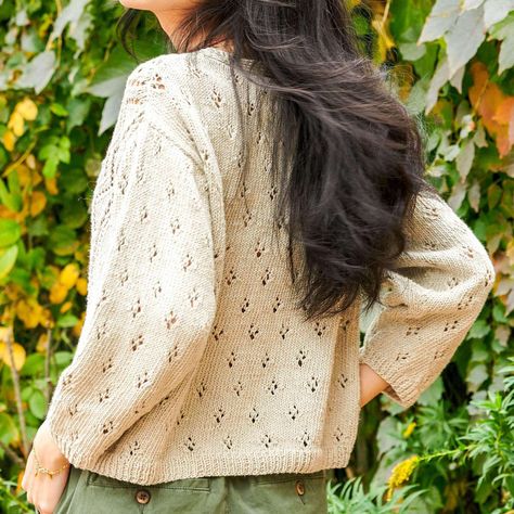 Free Knitting Pattern for a Patons Vertical Lace Panel Jacket - Knitting Bee Knitting Cardigan Pattern, Cardigan Pattern Knitting, Panel Jacket, Knitting Cardigan, Knit Cardigan Pattern, Pattern Knitting, Knitting Women Cardigan, Lace Cardigan, Patterned Cardigans