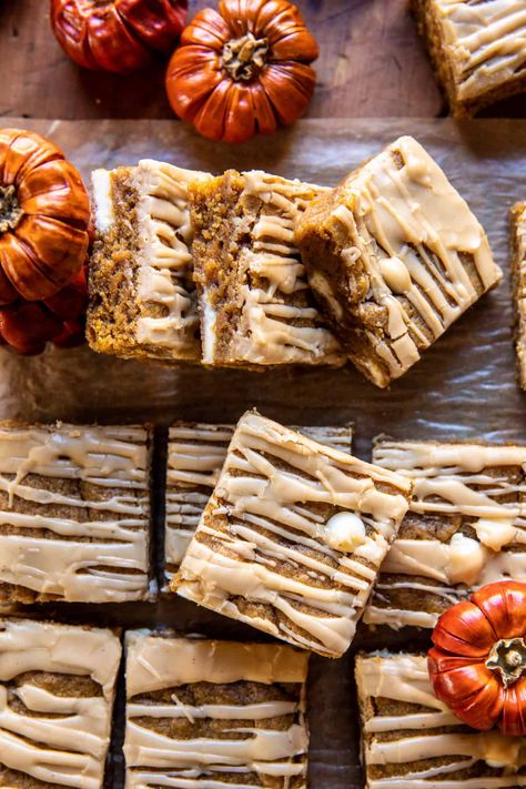 Pumpkin Butter Bars, Maple Pumpkin Butter, Half Baked Harvest Recipes, Smores Dessert, Desserts Keto, Maple Pumpkin, Brownie Desserts, Butter Bars, Pumpkin Bars