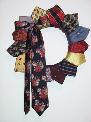 Someday Crafts: What Can You Do With Ties? (Updated) Neck Tie Projects, Tie Wreath, Old Neck Ties, Diy Necktie Projects, Mens Ties Crafts, Necktie Quilt, Tie Pillows, Necktie Crafts, Tie Ideas