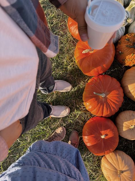 Pumpkin Patch Couples Pictures, Cute Couple Fall Ideas, Pumpkin Patch Soft Launch, Cute Pumpkin Patch Pictures, Pumpkin Patch Boyfriend Pictures, Pumpkin Patch Couples Photos, Fall Couple Pumpkin Patch Pictures, Pumpkin Patch Pictures Couple, Pumpkin Patch Poses Couple