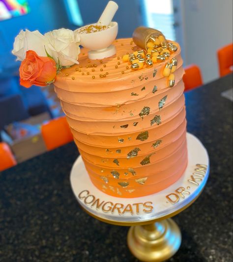 Pharmacy Graduation, Graduation Cake, Party Inspo, Graduation Cakes, Grad Party, Grad Parties, Pharmacy, Couture, Photo And Video