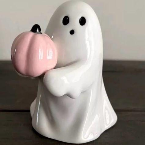 New With Tags! Target Hyde & Eek! Halloween Bootiful Pink Pumpkin Ceramic Ghost Figurine. .38 Lbs, 4” Inches Tall. Will Be Packaged With Care! Pumpkin Ceramic, Ceramic Ghost, Pink Autumn, Pink Ghost, Target Holiday, Pink Pumpkin, Pink Pumpkins, Pink Halloween, Room Inspo