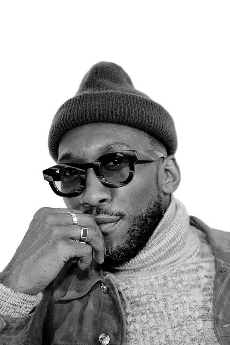 MAHERSHALA ALI 2021 | Ashley Peña ph. for GQ Hype Mahershala Ali, Headshot Poses, Black And White Portraits, Branding Photoshoot, Black Excellence, Mad Men, Mens Street Style, Square Sunglasses Men, Star Fashion