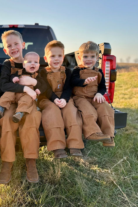 Stay matching in Carhartt   photo: BarbaraS Family Gift Guide, Baby Outfit, Future Life, Family Photos, Gift Guide, Baby Clothes, Quick Saves