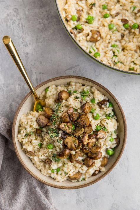 Mushroom Risotto (With Stove Top and Instant Pot Instructions) - The Roasted Root Recipe With Peas, Creamy Mushroom Risotto, Best Risotto, How To Make Risotto, Mushroom Risotto Recipes, Risotto Recipe, Romantic Meals, Pea Recipes, Mushroom Risotto