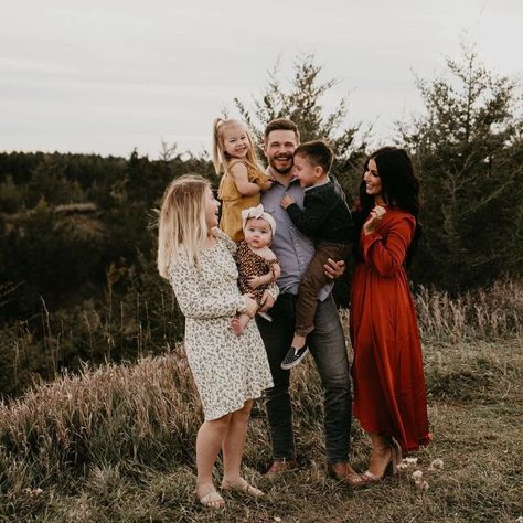 Chelsea Deboer Family Photos, Chelsea Houska Family Pictures, Fall Photoshoot Family, Chelsea Houska, Chelsea Deboer, Teen Mom Og, Fam Pics, Teen Mom 2, Photoshoot Family