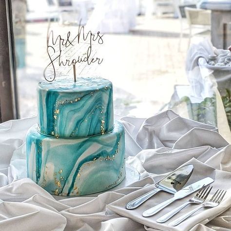 Aqua Cake Ideas, Purple And Aqua Cake, Turquoise Wedding Cake Ideas, Teal Marble Cake, Aqua Cakes Birthday, Aqua Birthday Cake, Turquoise Cake Birthday, Turquoise Cake Ideas, Teal Cake Ideas