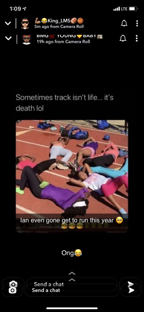 Track And Field Twitter Quotes, Track Quotes Funny, Relatable Athlete Tweets, Track Relatable, Track Tweets, Track Rizz, Track Season, Track Couples, Track Szn