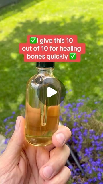 Raw (Mourab) Maraby on Instagram: "✅One herb for bone and skin healing ✅ #bonehealing #woundhealing

Use code JULY4SALE at checkout for 15% off
Shop at : miraherbals . Info" Cracking Bones, Rib Pain, Bone Healing, Healing Codes, Natural Healing Remedies, Healing Remedies, Wound Healing, Skin Healing, Holistic Healing