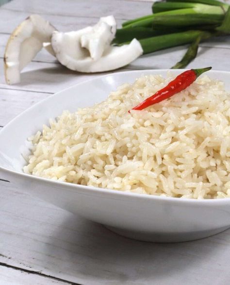 Coconut Rice Recipe Carribean, Carribean Coconut Rice, Jamaican White Rice, Jamaican Coconut Rice, Jamaican Callaloo Recipe, Jamaican Ginger Beer Recipe, White Rice Dishes, Callaloo Recipe, Caribbean Dishes