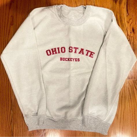 Never Worn. Excellent Condition. Material On Outside Looks Like Inside Of A Sweatshirt. Ohio State Sweatshirt, Ohio State Buckeyes, Ohio State, Gray White, Ohio, Cute Outfits, Sweatshirts Hoodie, Sweatshirts, Grey