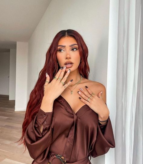 Francesca Farago, Underdye Hair, Burgandy Hair, Red Hair Looks, Evry Jewels, Wine Hair, Red Hair Inspo, Fly With Me, Dark Red Hair