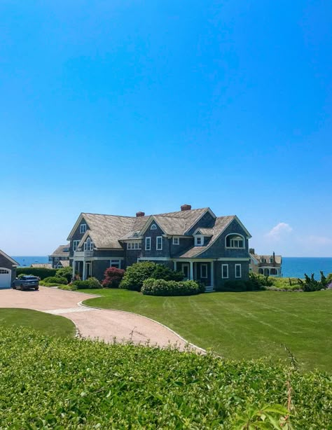 Old Money Beach House, Historic Beach House, Summer House Exterior, Rhode Island Homes, Dream Beach Houses The Ocean, Summer House Aesthetic, Rhode Island House Aesthetic, Watch Hill Rhode Island Aesthetic, Rhode Island Beach House