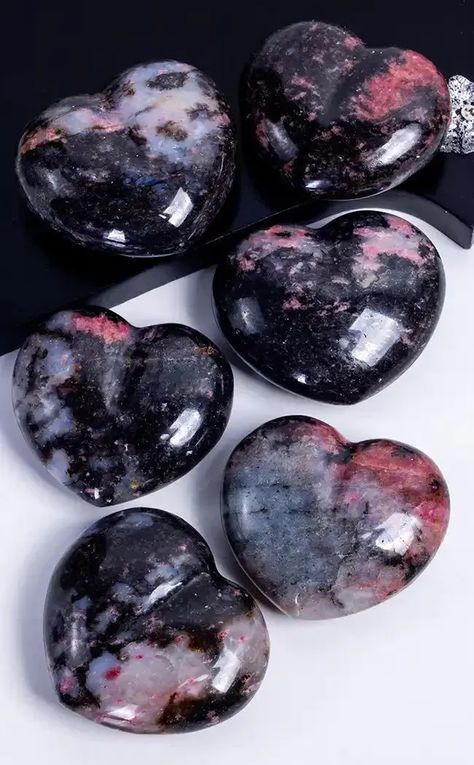 Heart Frequency, Light Pink Crystal, Pink Rhodonite, Crystal Aesthetic, Healing Vibrations, Crystal Magic, Self Reflection, Chakra Stones, Large Crystals