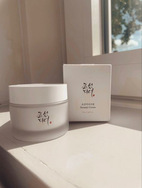 Beauty Of Joseon Dynasty Cream, Dynasty Cream, Aesthetic Face, Joseon Dynasty, Beauty Of Joseon, Makeup List, Combo Skin, Perfect Skin Care Routine, Skincare Aesthetic