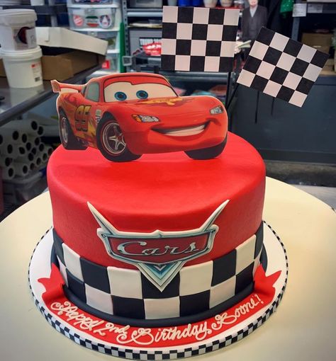 Cars 2 Birthday Cake, Cars Theme Smash Cake, Mcqueen Decoration Party Ideas, Cars Theme Birthday Party Cake, Disney Cars Theme Cake, Mc Queen Car Cake, Bolo Mcqueen, Cars Disney Cake, Pixar Cars Birthday Cake