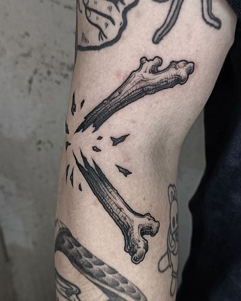 All posts • Instagram Cross Hatch Tattoo, Reflective Tattoo, Hokey Pokey, Tattoos Inspo, Flash Ideas, Bone Tattoo, Free Hand Tattoo, Bone Tattoos, Work Tattoo