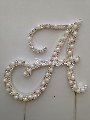 Pearl Letters, Alfabet Letters, The Letter A, Motifs Perler, Topper Wedding, Vintage Jewelry Crafts, 카드 디자인, Button Art, Decorative Letters