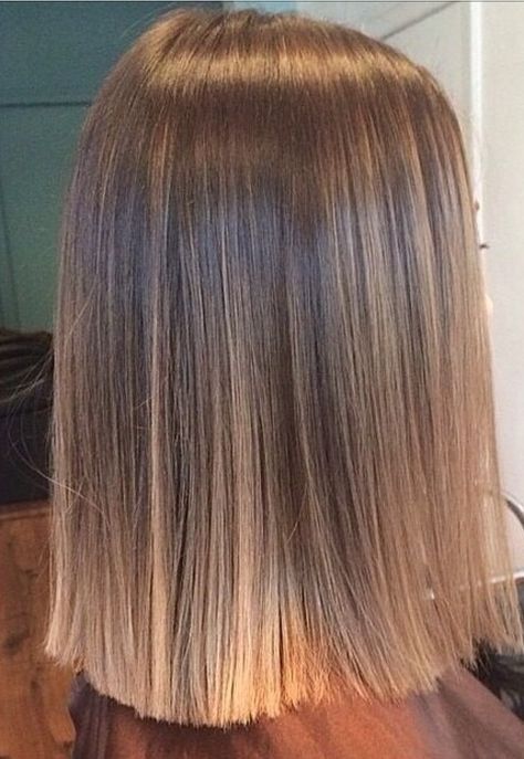 Corte y largo Easy Straight Hairstyles, Brown Ombre Hair, Short Straight Hair, Penteado Cabelo Curto, Brown Blonde Hair, Long Straight Hair, Shoulder Length Hair, Light Brown Hair, Brunette Hair