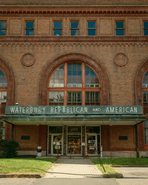 Republican-American vintage sign, Waterbury, Connecticut Waterbury Connecticut, Hotel Motel, White Car, Posters Framed, City Car, Image House, Gas Station, City Skyline, Vintage Signs