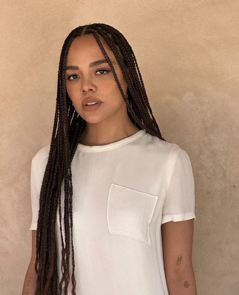 Low Maintenance Braids, Tessa Thompson Braids, Messy Box Braids, Small Braids For Black Women, Long Micro Braids, Braid Reference, Braids Small Knotless, Beading Styles, Braids For Boys