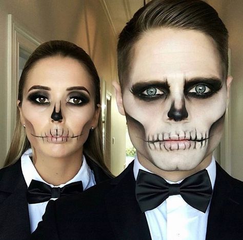 Rostros Horror Smink, Makijaż Sugar Skull, Skeleton Face Paint, Makeup Zombie, Creative Halloween Makeup, Angel Halloween Costumes, Halloweenský Makeup, Make Up Foundation, Skeleton Face