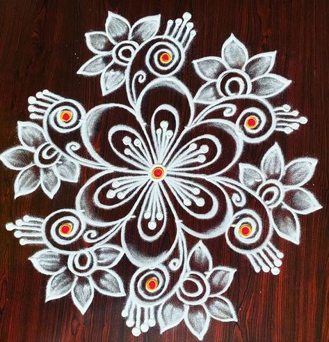 Mugulu Designs Latest, Latest Rangoli Designs Images, Small Free Hand Rangoli, Sankranthi Rangoli, Geethala Muggulu, Drawing Sunset, Creative Rangoli, Simple Muggulu, Pongal Kolam