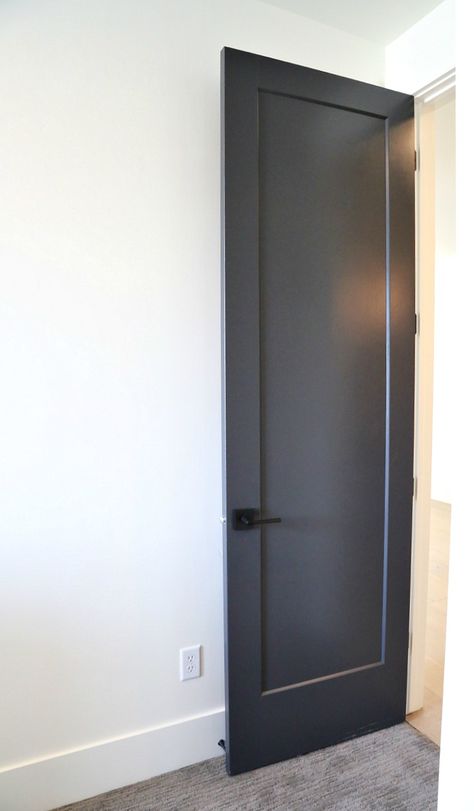 Interior door painted with Sherwin Williams Black Magic Interior Door Paint Colors, Shaker Interior, Painted Interior Doors, Interior Door Styles, Vintage Regal, Black Interior Doors, Trending Paint Colors, Door Paint Colors, Door Interior