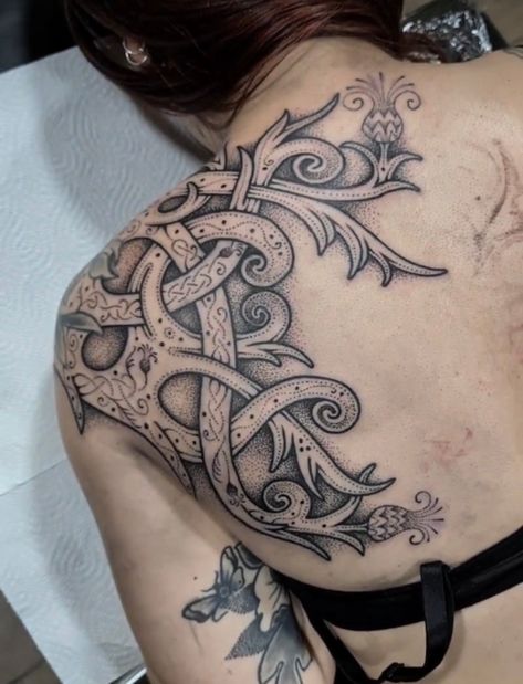 Ornamental Viking Tattoo, Viking Flower Tattoo, Norse Knotwork Tattoo, Viking Tattoos For Women, Power Tattoos, Nordic Tattoo Ideas, Celtic Sleeve Tattoos, General Tattoo, Viking Knotwork