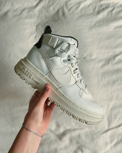 ⭐️ SOLD ⭐️ Nike Air Force 1 high utility in summit white Size 8W $75 Comment “I want it” or dm me if you would like to buy these shoes 🤍 Nike Af1 High, Af1 High, Air Force High, White Nike Air, Nike Air Force 1 High, Air Force 1 High, Gym Fits, White Nike, Nike Air Force 1