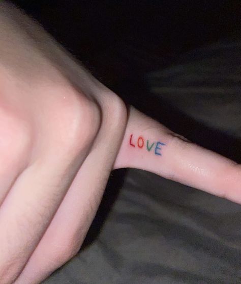 rainbow love finger tattoo Rainbow Flag Tattoo, Love Finger Tattoo, Tattoo On Finger, Rainbow Tattoo, Rainbow Tattoos, Flag Tattoo, E Tattoo, Finger Tattoo, Rainbow Flag