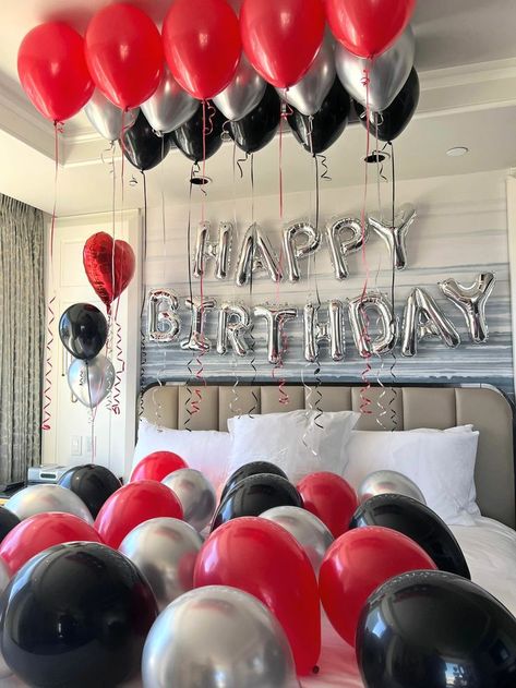 Red And Black 21st Birthday Decorations, Red Birthday Hotel Decorations, Room Decor Ideas For Men Birthday, Red Birthday Gift Ideas, Decorated Hotel Room For Birthday Men, Decorate Boyfriends Room, Red And Black Hotel Room Decorations Birthday, Red And Black Balloons Birthday Ideas, Red And Silver Balloons Decoration