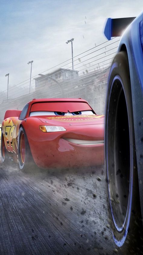 برق بنزين, Flash Mcqueen, Disney Cars Wallpaper, Disney Cars Movie, Disney Cars 3, Car Iphone Wallpaper, Queens Wallpaper, Cars 3, Cars 2