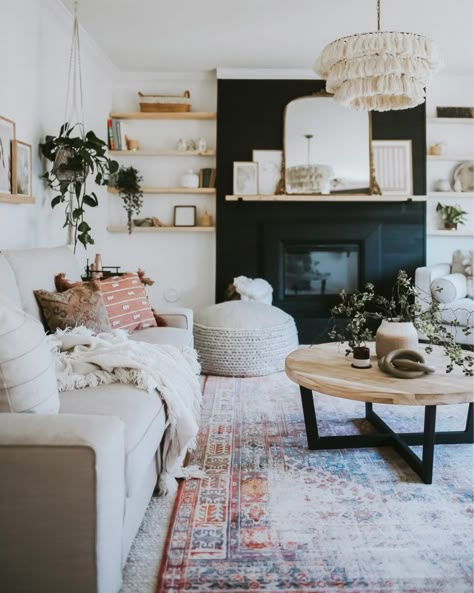 Activities For Adults, Boho Interior, Living Room Decor Apartment, Boho Living Room, Living Room Inspo, New Living Room, Dream Spaces, A Living Room, Cozy Living Rooms