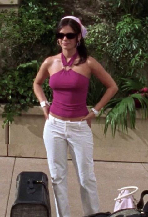 #summer #theoc #00s Summer The Oc, 00’s Fashion, Summer Roberts, Oc California, Pool Outfits, 2000s Outfit, Character Icons, 00s Fashion, Early 2000s Fashion