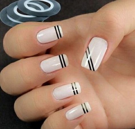 Line Nails Design, Nails Design For Summer, Line Nails, Line Nail Designs, Tape Nail Art, Nails Nude, Lines On Nails, Black Nail, Toe Nail Designs