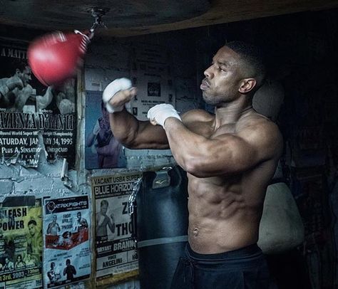 Dope pic! 🔥🔥 📸 by @barrywetcher of our fave while on the set of #Creed2 #MichaelBJordan 😍💪🏾 #Creed2 Go see it again! #TeamMBJ Michael B Jordan Boxing, Mbj Creed, Creed Boxing, Adonis Creed, Michael Bakari Jordan, Creed Movie, College Workout, Boxing Images, Muhammed Ali